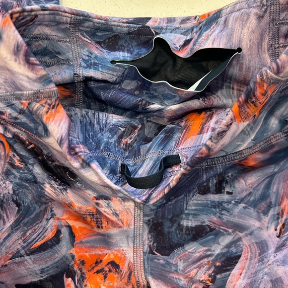 Lululemon high rise wunder under Patterned Leggings size 2 - Picture 4 of 6